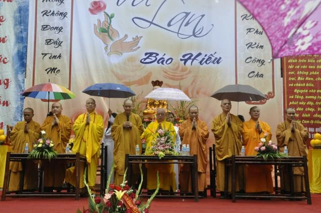 Hà Nội: Chùm ảnh chùa Bằng A tổ chức Đại lễ Vu lan Báo hiếu 2010 ảnh 12