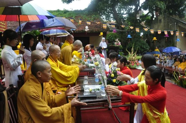 Hà Nội: Chùm ảnh chùa Bằng A tổ chức Đại lễ Vu lan Báo hiếu 2010 ảnh 14