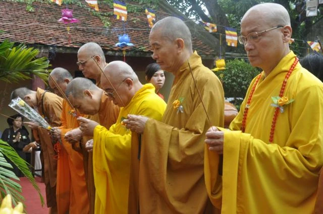 Hà Nội: Chùm ảnh chùa Bằng A tổ chức Đại lễ Vu lan Báo hiếu 2010 ảnh 18