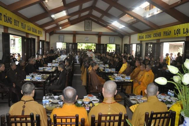 Hà Nội: Chùm ảnh chùa Bằng A tổ chức Đại lễ Vu lan Báo hiếu 2010 ảnh 22