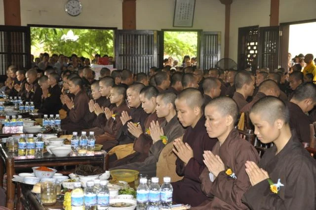 Hà Nội: Chùm ảnh chùa Bằng A tổ chức Đại lễ Vu lan Báo hiếu 2010 ảnh 24