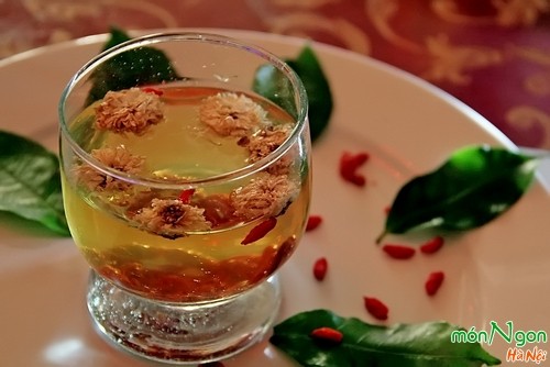Kết duyên trà hoa