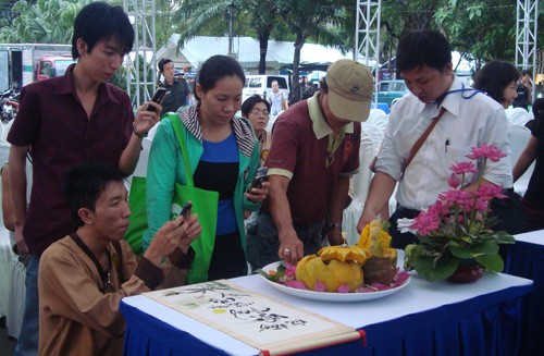 Hơn 20 món tham gia dự thi "Sắc màu ẩm thực chay" Khán giả nào cũng trầm trồ khen ngợi Đa dạng sắc màu ẩm thực chay