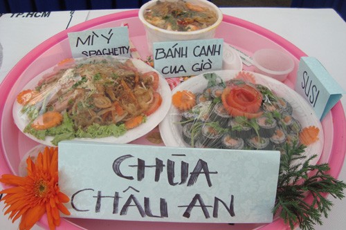 Hơn 20 món tham gia dự thi "Sắc màu ẩm thực chay" Khán giả nào cũng trầm trồ khen ngợi Đa dạng sắc màu ẩm thực chay