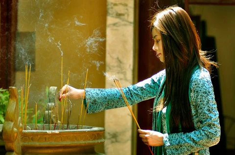 Vũ Thu Phương nguyện cầu bình yên