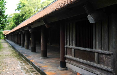 Chùa Keo - Nét đẹp ngàn xưa ảnh 6 Hai dãy hành lang Đông – Tây bao bọc cả khu chùa tạo thành bức tường vây kín đáo