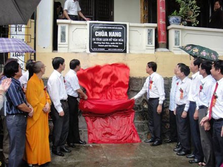 chuahang-2.jpg