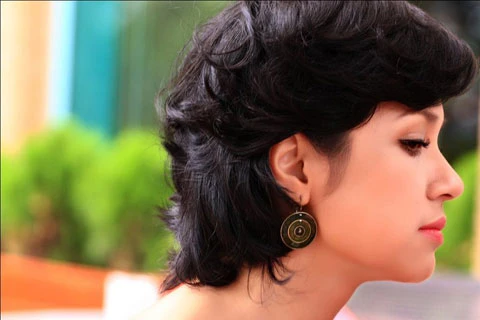 Việt Trinh trở lại làm phim để kiếm tiền nuôi con! ảnh 5