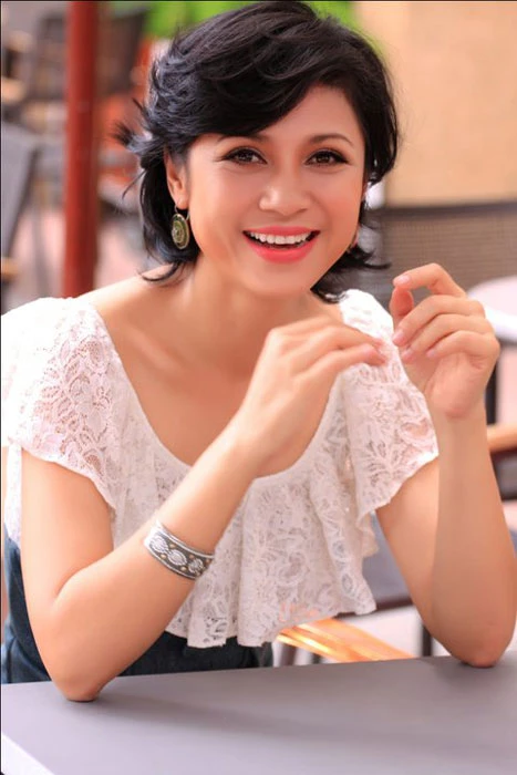 Việt Trinh trở lại làm phim để kiếm tiền nuôi con! ảnh 3