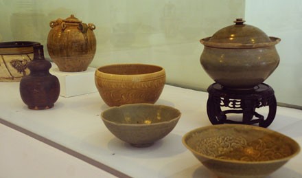 Hội ngộ Ngàn năm gốm Việt ảnh 6 gmviet-3.jpg