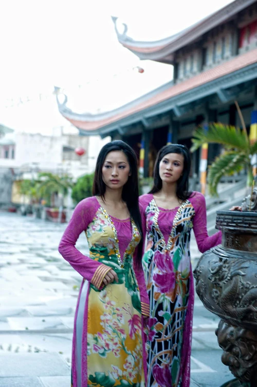 Chọn áo dài đi chùa đẹp và thanh lịch, Thời trang, ao dai, vo viet chung, le vu lan, dai le, 1000 nam thang long