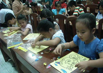 Muôn vẻ sắc màu Trung thu ảnh 14