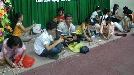 Muôn vẻ sắc màu Trung thu ảnh 15 Muôn vẻ sắc màu Trung thu ảnh 15