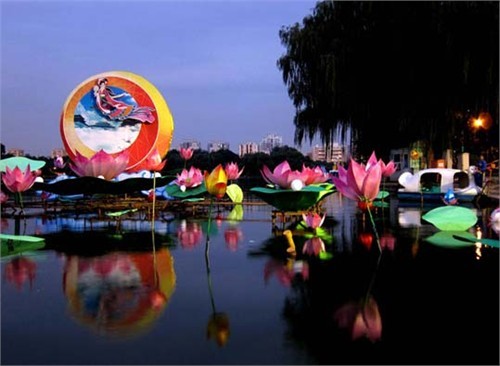 Trung thu rộn ràng trên đất Trung Hoa ảnh 13 Trung thu rộn ràng trên đất Trung Hoa