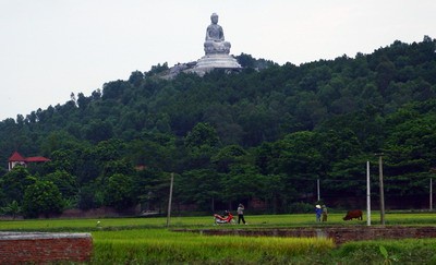 Cận cảnh Đại Phật tượng bằng đá lớn nhất Đông Nam Á ảnh 2 Cận cảnh Đại Phật tượng bằng đá lớn nhất Đông Nam Á ảnh 2