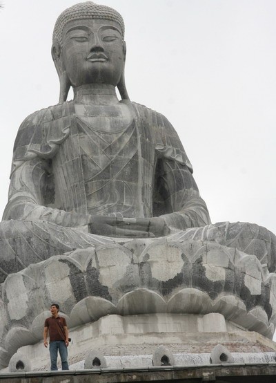 Cận cảnh Đại Phật tượng bằng đá lớn nhất Đông Nam Á ảnh 9 Cận cảnh Đại Phật tượng bằng đá lớn nhất Đông Nam Á ảnh 9