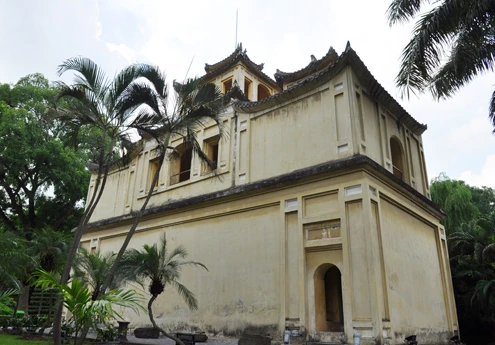 Một góc Hậu lâu còn lại đến nay. Ảnh: Quang Xuân.