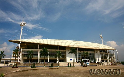 Sân vận động Quốc gia Mỹ Đình (hoàn thành xây dựng năm 2003) d