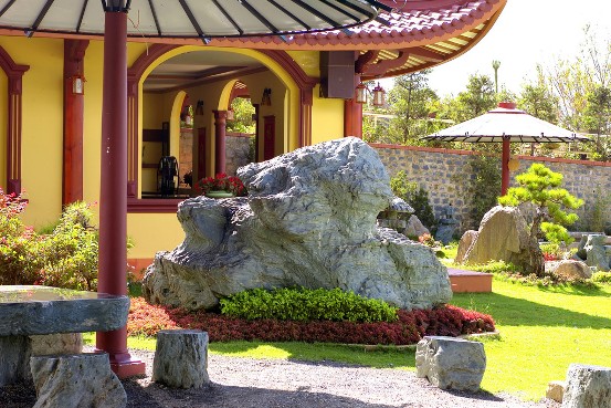 Cuối tuần, khám phá vẻ đẹp "thiền" tại Trúc Lâm Viên ảnh 5 dalat 6.bmp