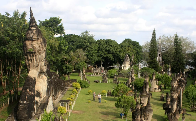 Vườn Phật nằm bên bờ sông Mekong ảnh 5