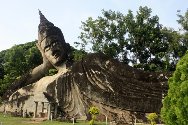 Vườn Phật nằm bên bờ sông Mekong ảnh 1 Vườn Phật nằm bên bờ sông Mekong ảnh 1