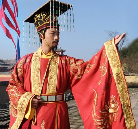 Hiền tài: Bản sắc văn hiến Thăng Long ảnh 2 lyconguan.jpg