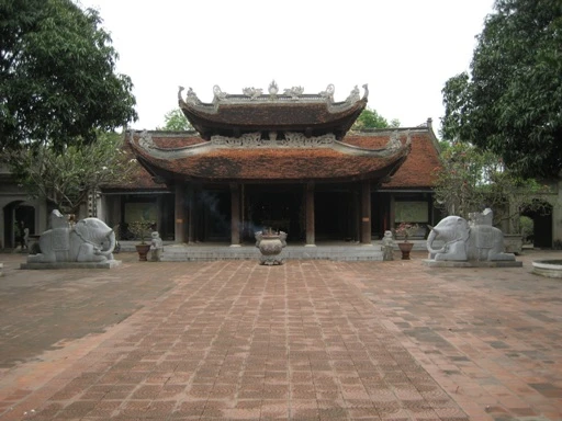 Văn hóa Thăng Long từ điểm nhìn Hà Nội 2010 - Bài 1: “Ngọn đèn không tắt” ảnh 1