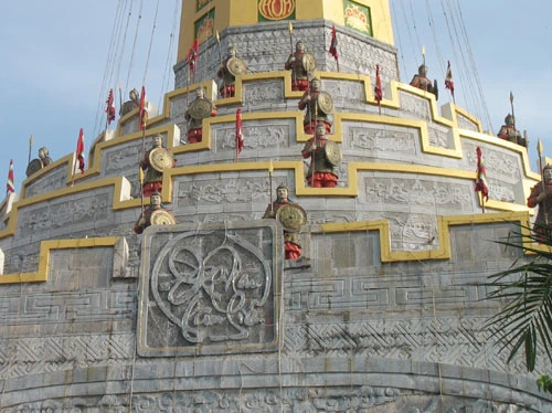 Đại Nam đẹp lung linh huyền thoại