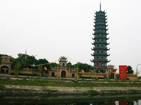 Hà Nội: Lễ gắn biển công trình tháp Báo Ân chùa Bằng A & nhận kỷ lục Phật giáo ảnh 12