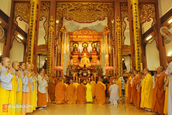 TP.HCM: Mừng sinh nhật lần thứ 93 & khánh tuế Đại lão Hòa thượng Thích Minh Châu ảnh 10 DSC_0478.JPG