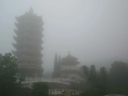 “Đạp gió cưỡi mây” ở “nóc nhà” miền Tây ảnh 4