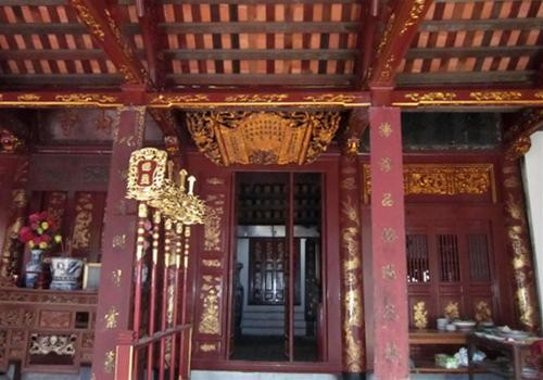 Lối vào chùa rợp bóng hàng nhãn Đôi rồng đá chạm khắc tinh xảo trong sân chùa Khu tam quan chùa Bà Đanh Kiến trúc gỗ tinh xảo trong chùa Cảnh đẹp của bãi đá cổ phía sau đền trình. Nhiều du khách đã đến chùa nhưng chưa khám phá nơi đây Cây đào tiên (sau bức phù điêu) trăm tuổi trĩu quả trong khuôn viên chùa Bà Đanh Lối vào chùa rợp bóng hàng nhãn Đôi rồng đá chạm khắc tinh xảo trong sân chùa Khu tam quan chùa Bà Đanh Kiến trúc gỗ tinh xảo trong chùa Cảnh đẹp của bãi đá cổ phía sau đền trình. Nhiều du khách đã đến chùa nhưng chưa khám phá nơi đây Cây đào tiên (sau bức phù điêu) trăm tuổi trĩu quả trong khuôn viên chùa Bà Đanh