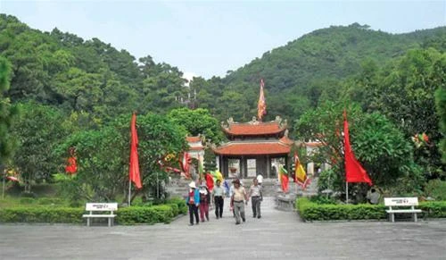 Đền thờ Nguyễn Trãi - Ảnh: Nguyễn Văn Hưởng