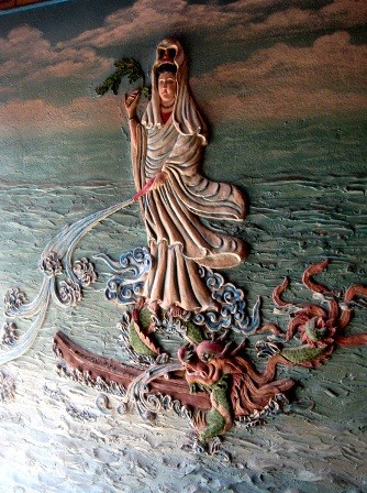CHUYEN DAO DOI.jpg