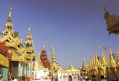 Ngất ngây trước chùa vàng Shwedagon ở Myanmar ảnh 5 Ngất ngây trước chùa vàng Shwedagon ở Myanmar - Tin180.com (Ảnh 5)