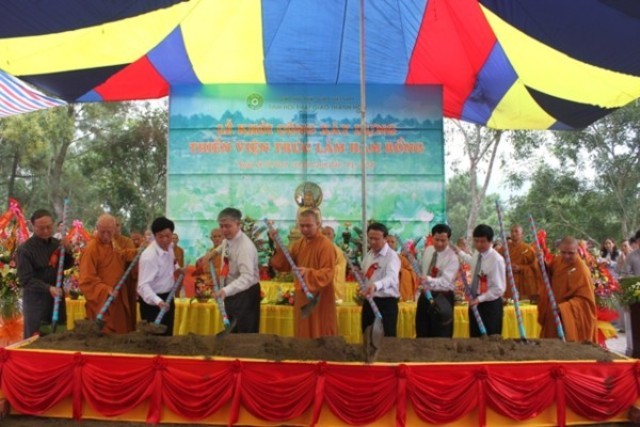 xay dung TV Truc Lam Ham Rong (P.V).jpg