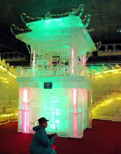 Khue-Van-Cac.jpg