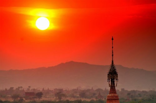 Chùm ảnh: Hoàng hôn tuyệt đẹp tại Myanmar ảnh 5 Chùm ảnh: Hoàng hôn tuyệt đẹp tại Myanmar ảnh 5