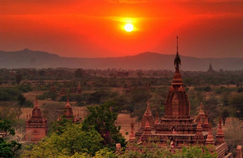 Chùm ảnh: Hoàng hôn tuyệt đẹp tại Myanmar ảnh 4