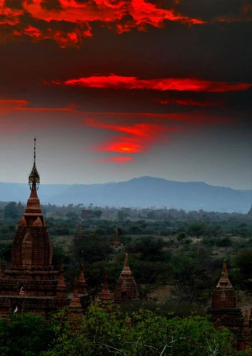 Chùm ảnh: Hoàng hôn tuyệt đẹp tại Myanmar ảnh 9