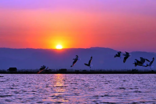 Chùm ảnh: Hoàng hôn tuyệt đẹp tại Myanmar ảnh 17