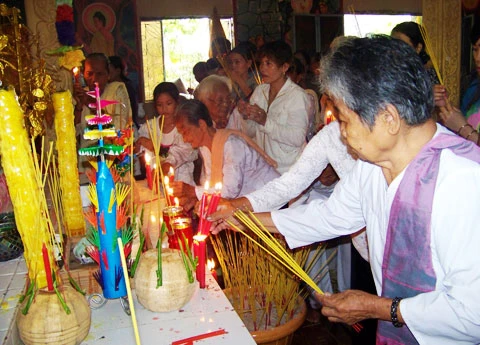 Kiên Giang: Chùa Rạch Sỏi tổ chức lễ dâng y Kathina ảnh 10 dyrs-08.jpg