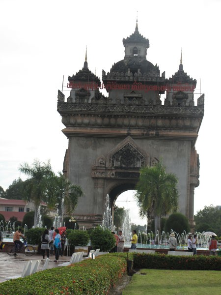 Khải hoàn môn, một biểu tượng của đất nước Lào Khải hoàn môn, một biểu tượng của đất nước Lào