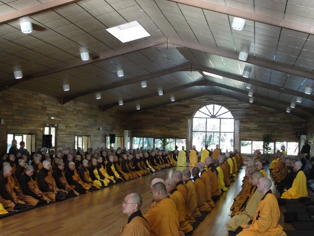 Pháp: Khai mạc khóa An cư kiết đông tại Làng Mai ảnh 5 ancu 5.jpg