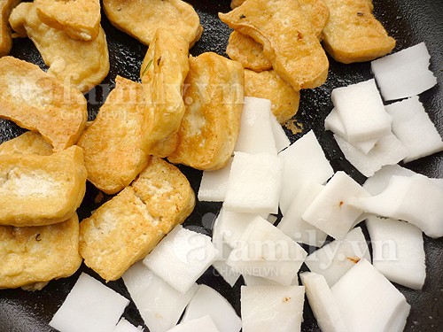 Đậu phụ kho cùi dừa ảnh 4 Đậu phụ kho cùi dừa, Bếp Eva, Đậu phụ kho cùi dừa, dau phu, cui dua, mon ngon, mon ngon de lam