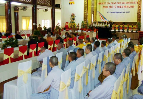 Kiên Giang: Tổng kết công tác từ thiện xã hội và xây nhà đại đoàn kết năm 2010 ảnh 12