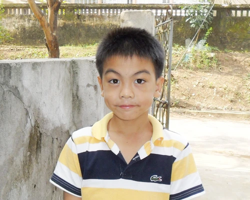 Cháu Nguyễn Phú Quyết Tiến