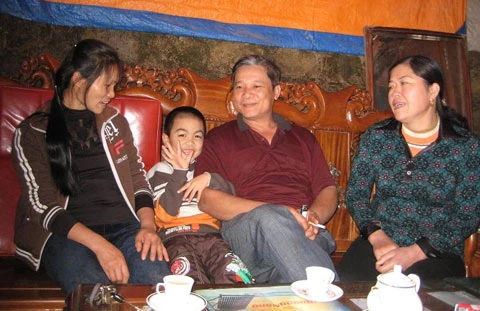 Chi-Du-(ngui-ngoi-ngoai-cun.jpg