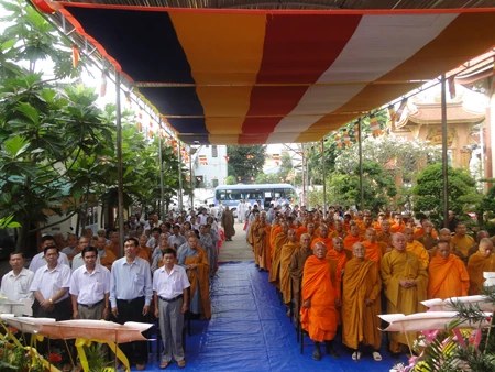 Toàn cảnh lễ trường 3.jpg