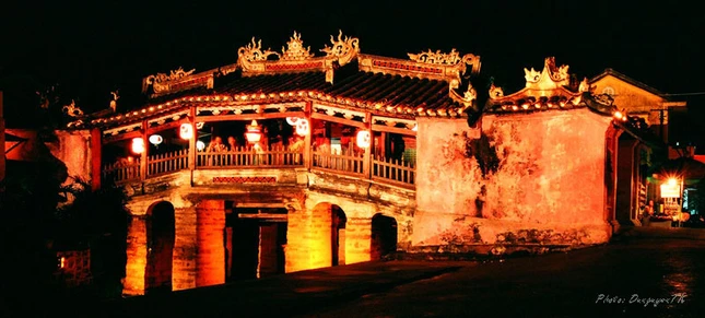 Ai đi phố Hội Chùa